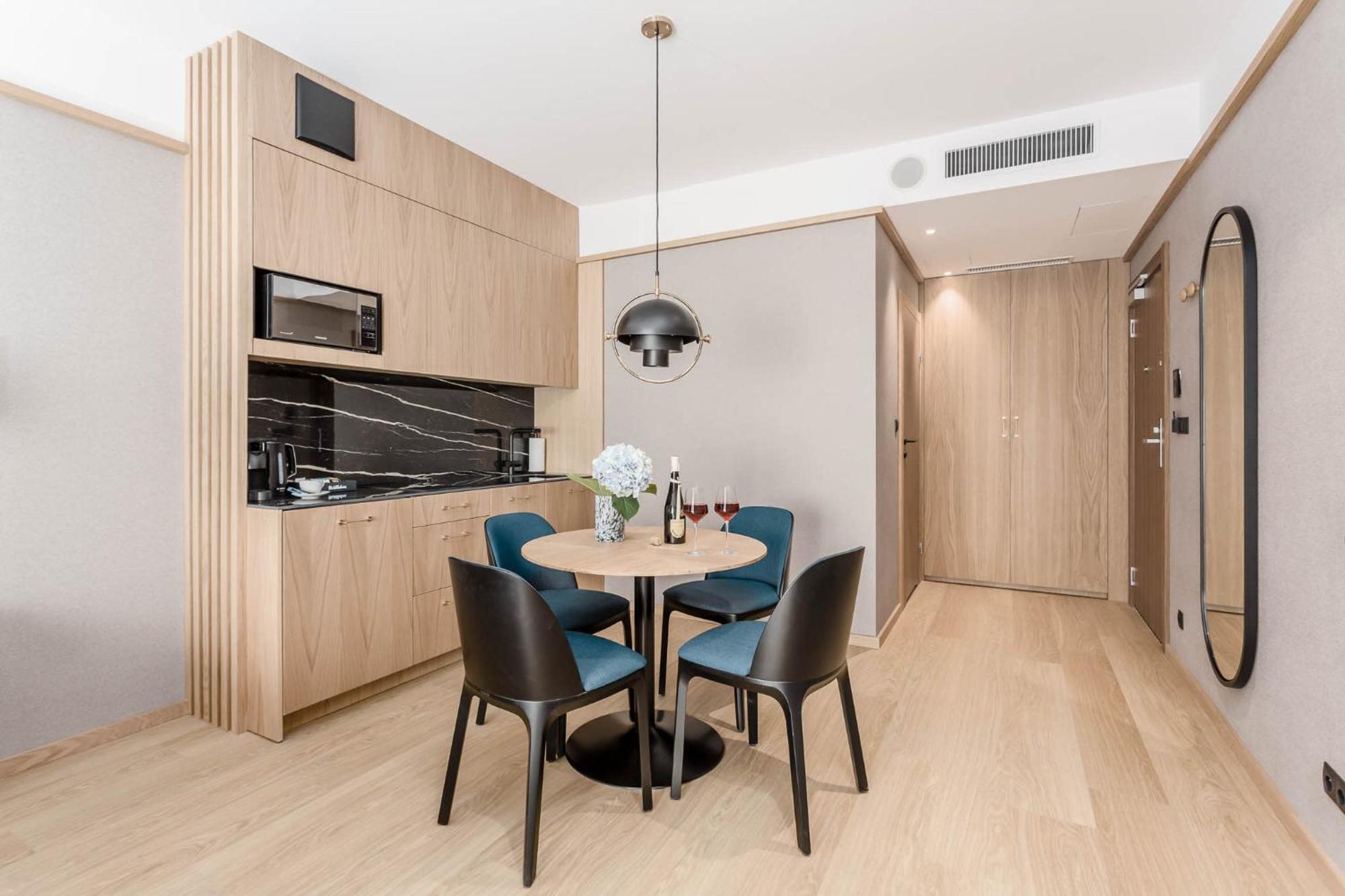 Deo Plaza - Apartamenty W Sercu Gdanska By Rent Like Home Extérieur photo